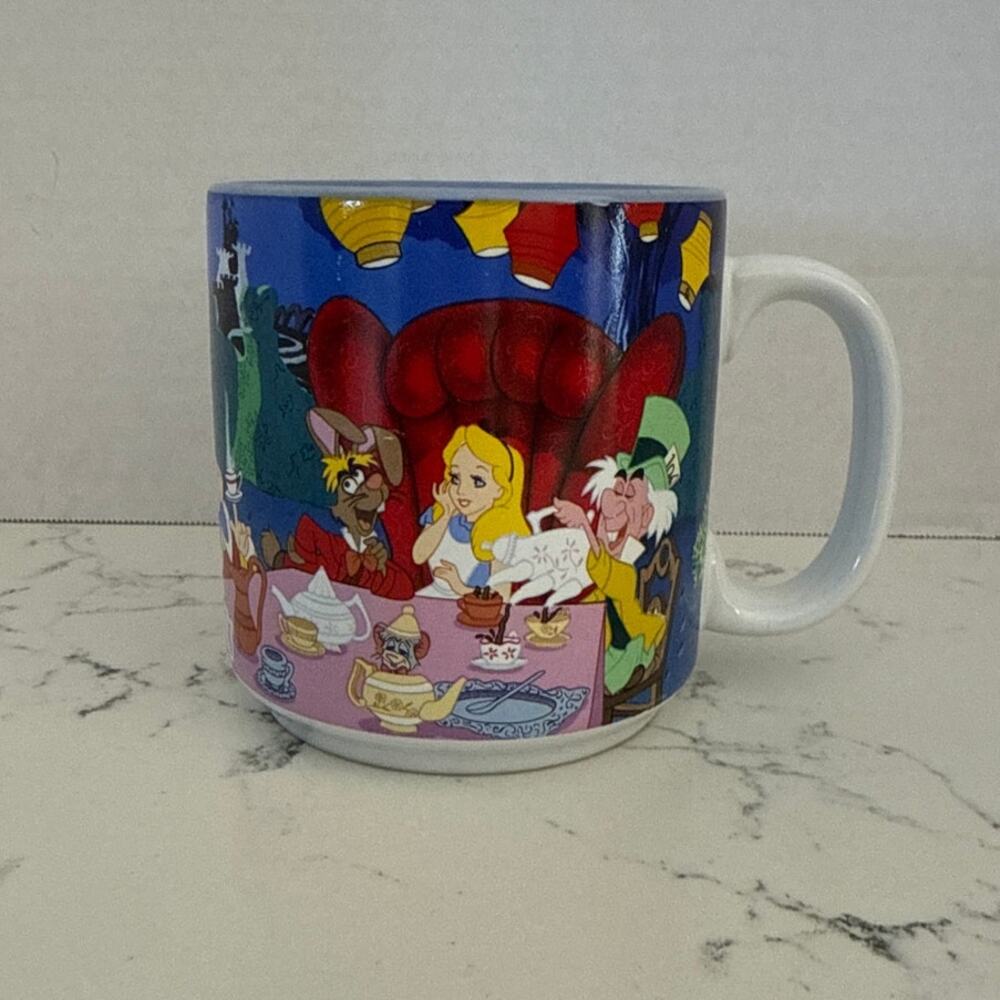Vintage VTG Disney Alice in Wonderland Mad Hatter Limited Edition Collector Mug